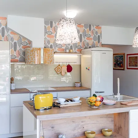 Harmonia Apartment